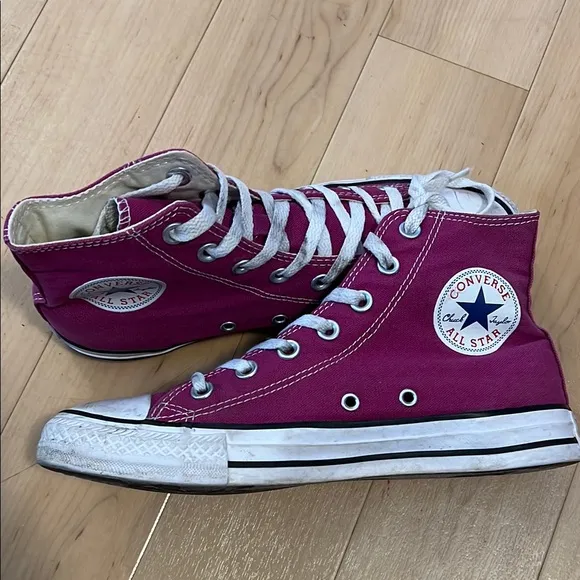 Converse Magna High-Top Sneakers size 8