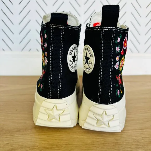 ⭐Converse Run Star Hike Hi Sz 6.5 Women Shoes Platform Floral Embroidery A02192C