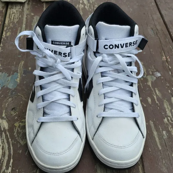 Converse White and Black High-Top Men's Sneakers Sz 10
