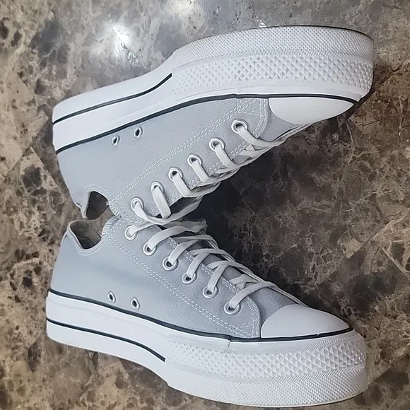 Converse Woman's CHUCK TAYLOR ALL STAR LIFT LOW 'WOLF GREY Platform Sneakers 10