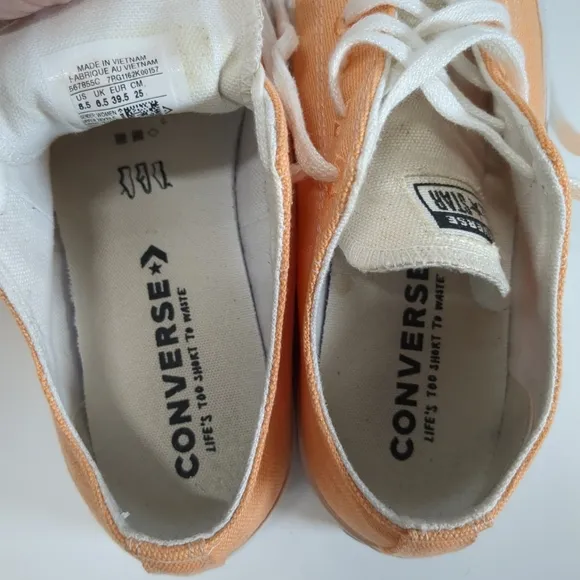 Converse Women's Low Top Platform Orange and Cream Sneakers , Size 8.5