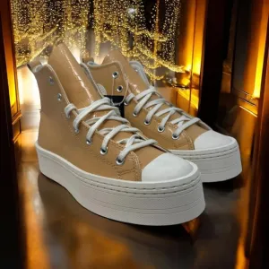 Converse Womens Size 9.5 Chuck Taylor All Star‎ Lift Hi Platform Glossy Beige