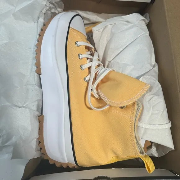 Converse Yellow Run Star Hike Sneakers