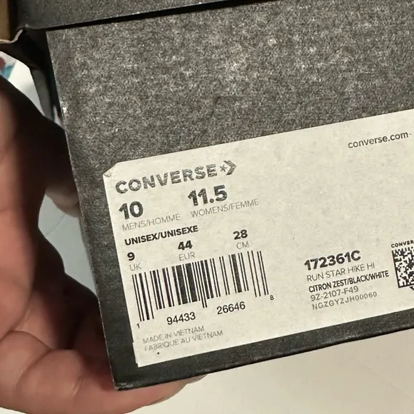 Converse Yellow Run Star Hike Sneakers