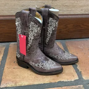 Corral Embroidered Snip Toe Boots