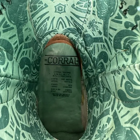 Corral Turquoise Exotic Python Leather Western Snip Toe Cowboy Boots Womens Sz 7
