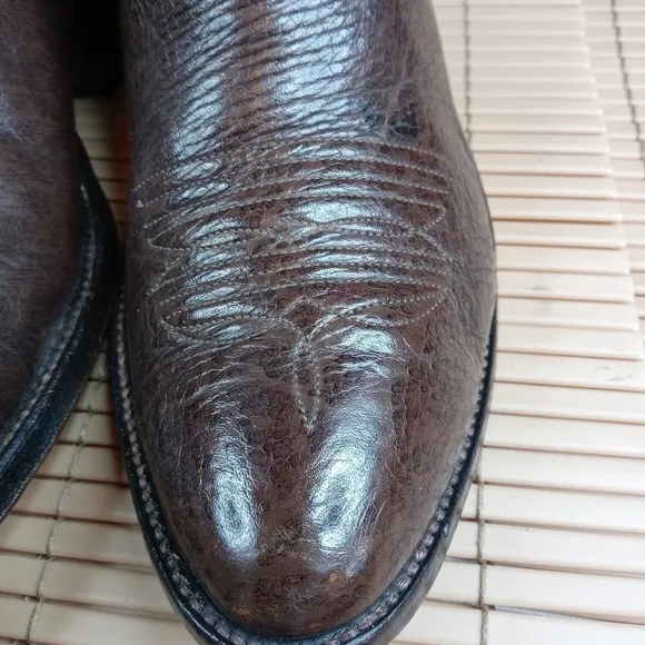 COWTOWN Cowboy Boots 9 D Mens Brown BULLHIDE Leath