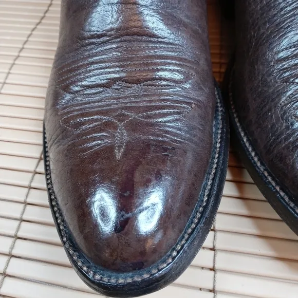 COWTOWN Cowboy Boots 9 D Mens Brown BULLHIDE Leath