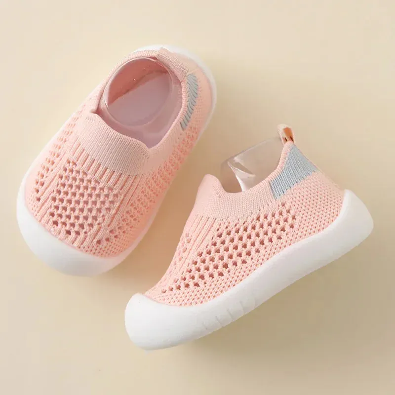 Cozy Cubs™ - Mesh Magic Shoes