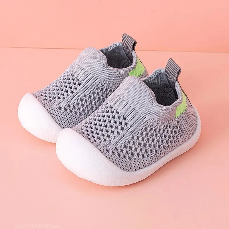 Cozy Cubs™ - Mesh Magic Shoes