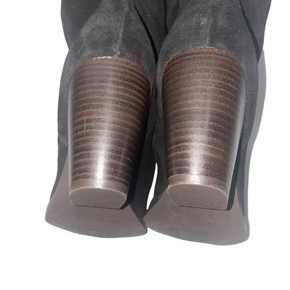 Crevo Suede Knee Length Boots Size 9.5  NWT