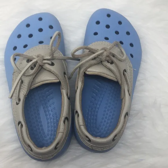 CROCS Islander Lace Up Shoes Size Mens (4) Womens (6) Blue &amp; Ivory Sandals