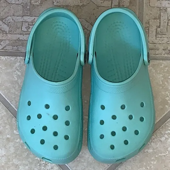 CROCS Seagreen shoes sandals kid’s big girls size  4 6
