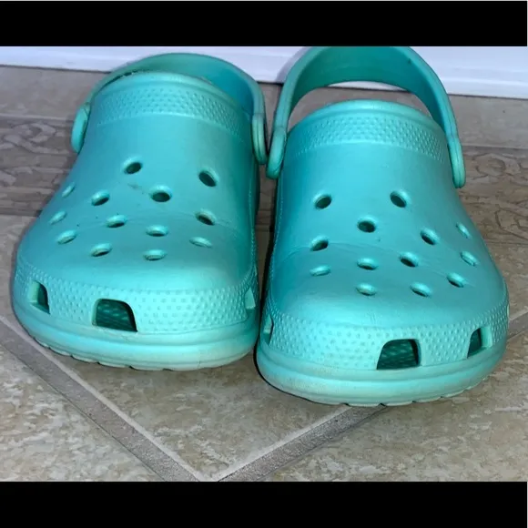 CROCS Seagreen shoes sandals kid’s big girls size  4 6