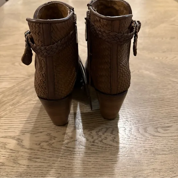 Cuadra Women's Western Bootie in Bovine Leather with Zipper Boots Size 7.5 NEW