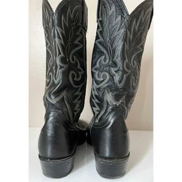 Dan Post vintage black leather cowboy boots. Size 7.5(M)/9(W)