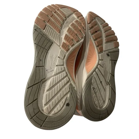 Dansko Pace Women’s size 39 Light Gray Mesh Comfort Sneakers Shoes