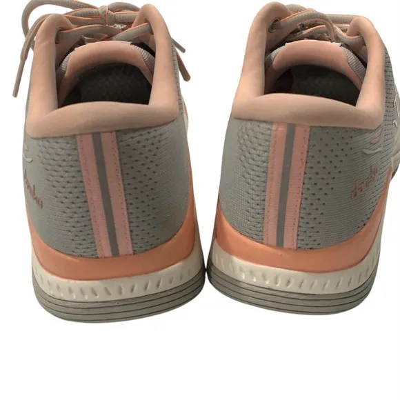 Dansko Pace Women’s size 39 Light Gray Mesh Comfort Sneakers Shoes