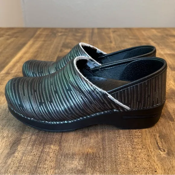 Dansko Women's Professional Leather Clog Slip-On Shoe Metallic Silver Stripe 39