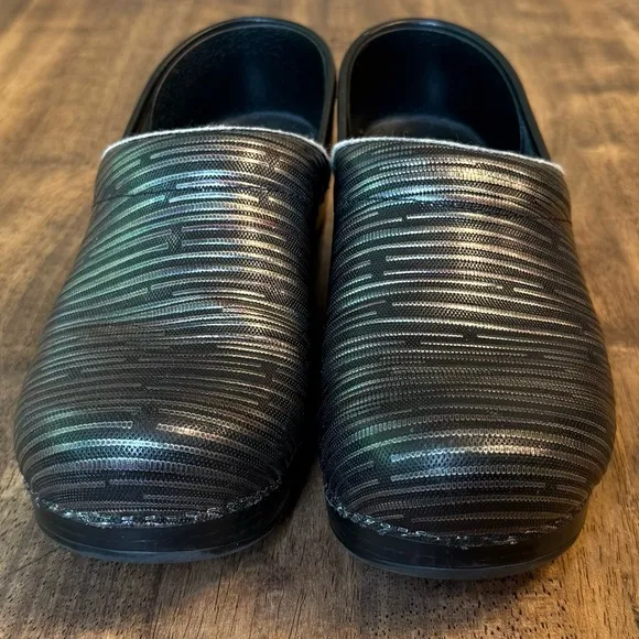 Dansko Women's Professional Leather Clog Slip-On Shoe Metallic Silver Stripe 39