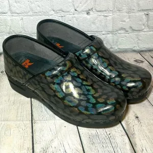 DANSKO XP Clogs Womens Size 41  10.5-11  Worn Once!