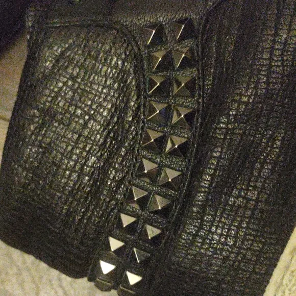 D.A.T.E. Studded High Top Premium Sneakers