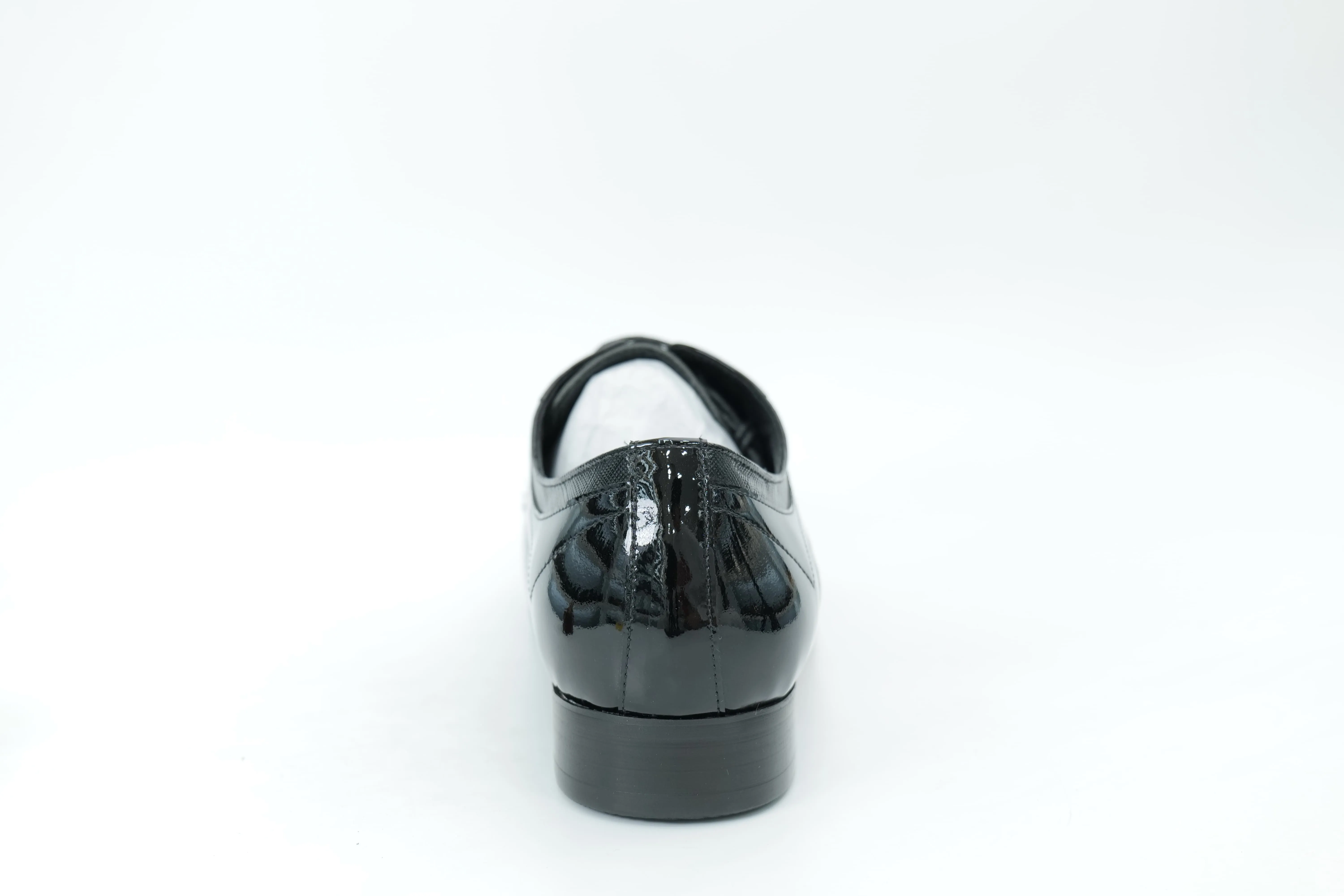 Derby shoes