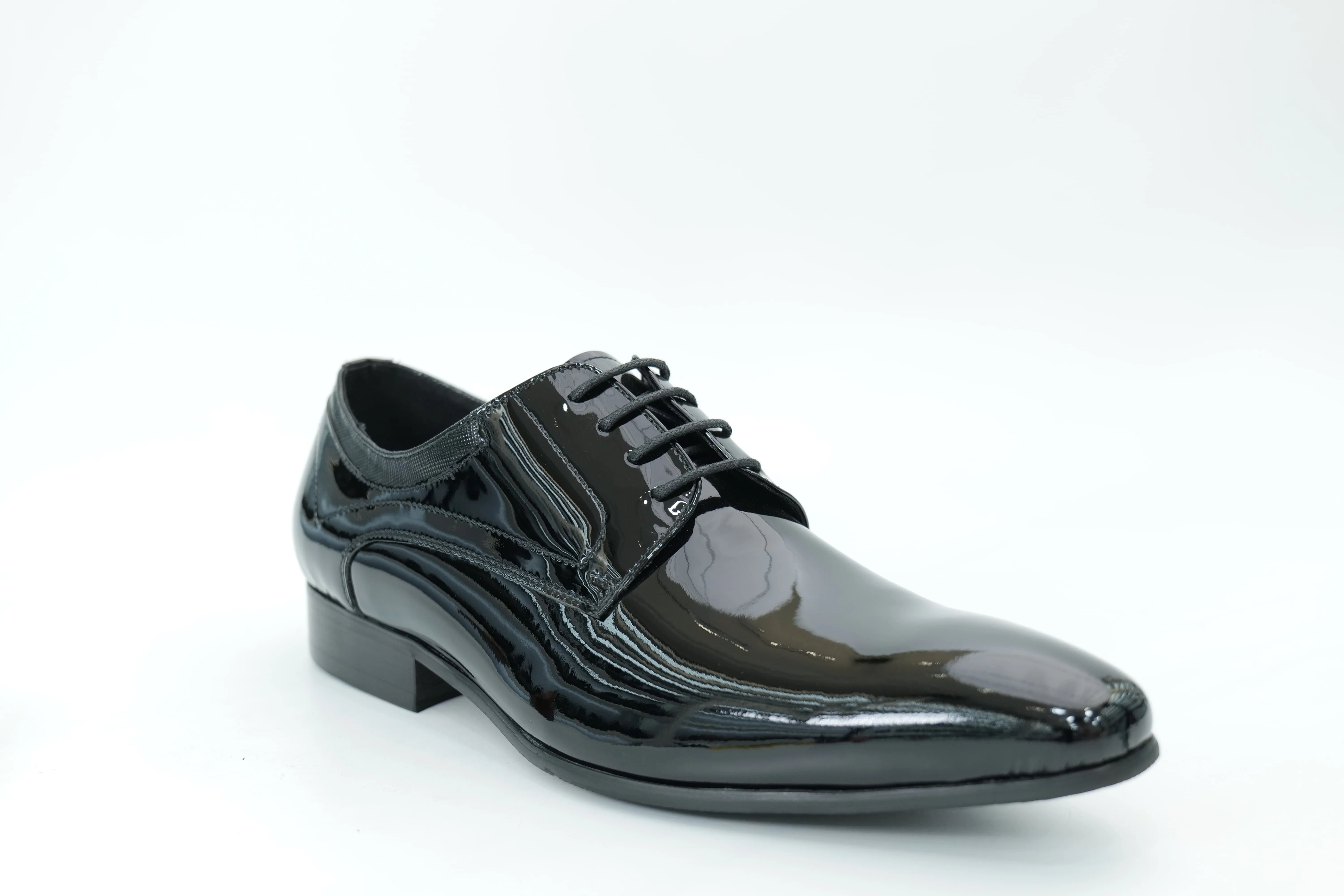 Derby shoes