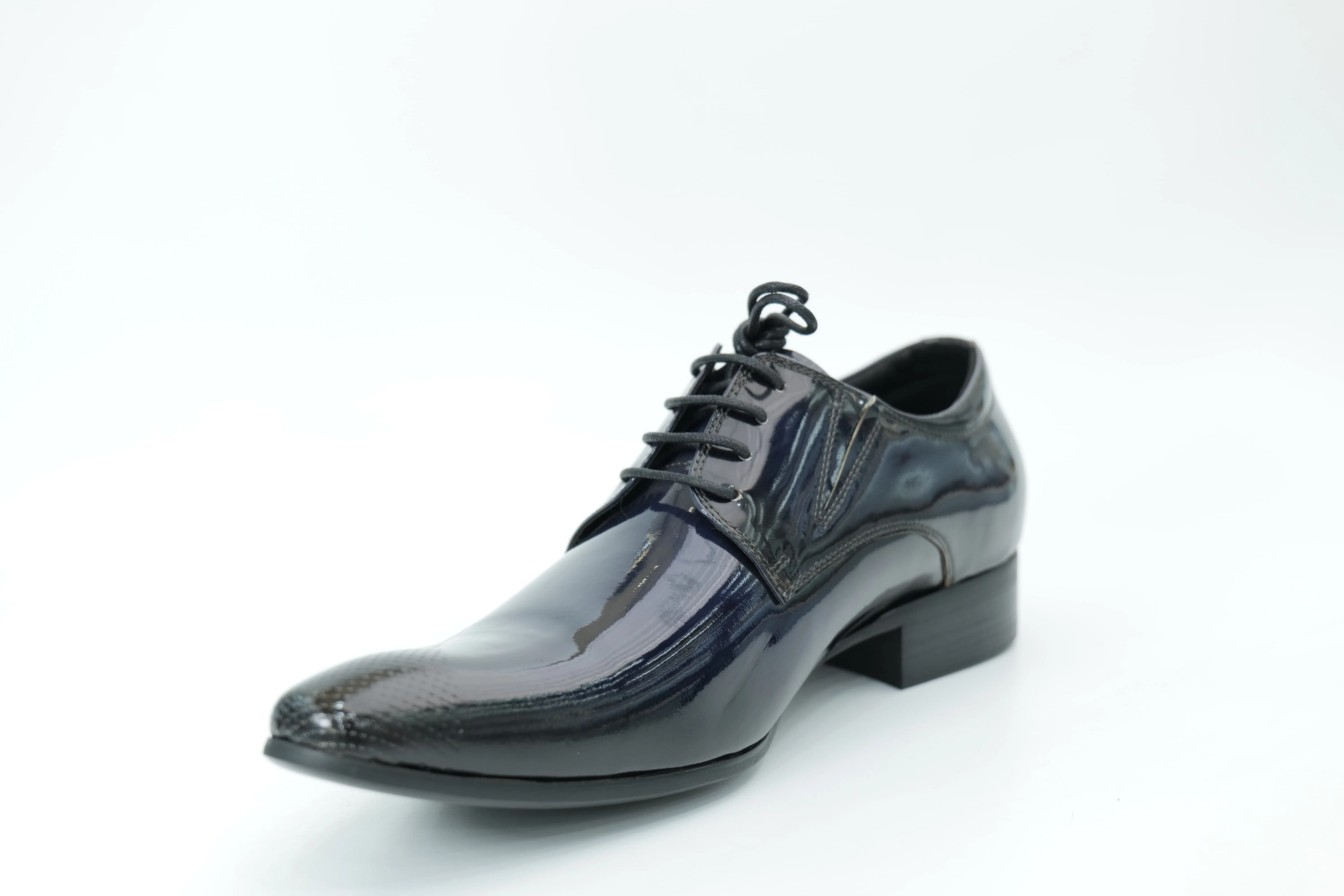 Derby shoes