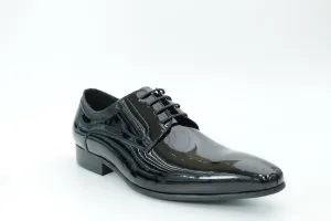 Derby shoes