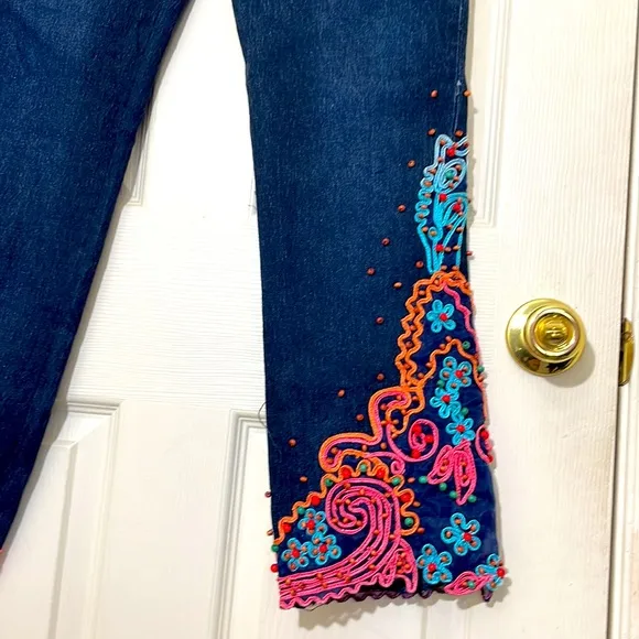 Diane Gilman Blue Embroidered With Beads Jeans Size 8 Petite