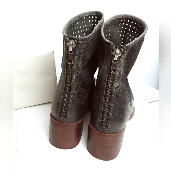 Diba True Slate Ankle Boots Shoes Women's Size 6 Slate/Grey Cow Suede Water Can