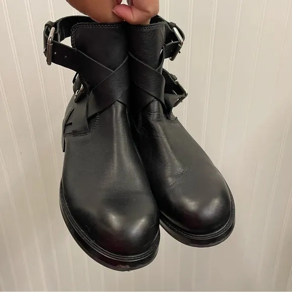 Diesel D-Komb Fob Ankle Straps Buckle Boots Sz 40