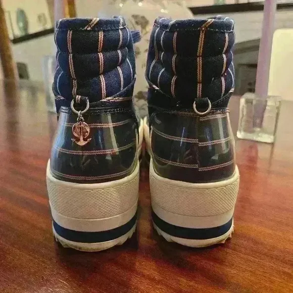Disney Call It Spring Donald Duck Hi Top Platform Sneakers Blue Size 7 Womens