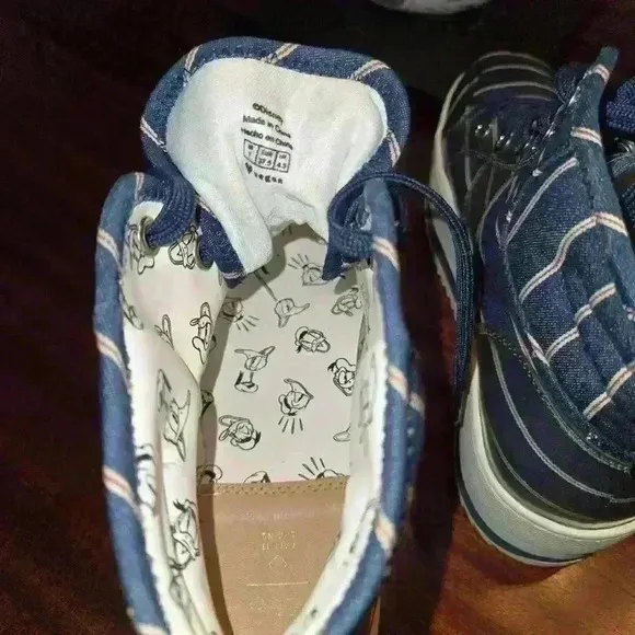 Disney Call It Spring Donald Duck Hi Top Platform Sneakers Blue Size 7 Womens