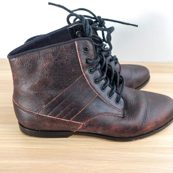 Distressed Combat Chukka Shoes Mens 10.5 Plum Purple KR3W Lace Up Ankle Boots