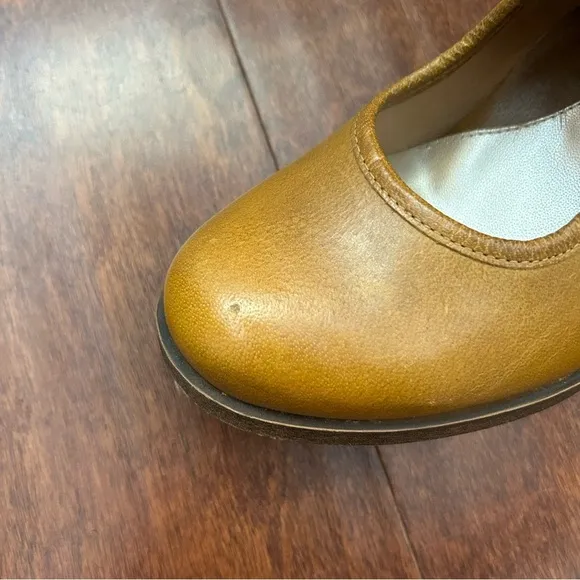 Diversity in Unity Floral Applique Brown Leather Shoes, Unique Design Size 8-8.5