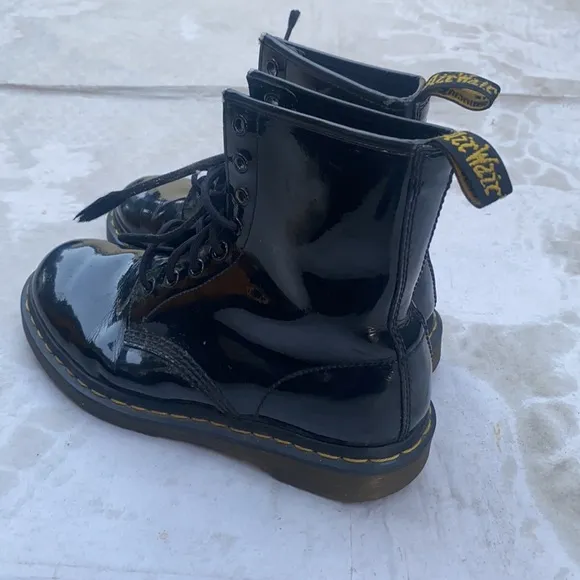 Doc Martens 1460 Boots Womens  Size 8 Shoes Black Eye 8 Patent Leather C…