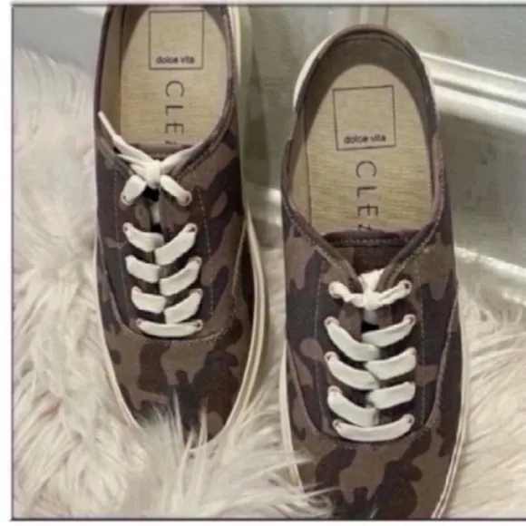 Dolce Vita Camouflage Sneakers Size 7.5