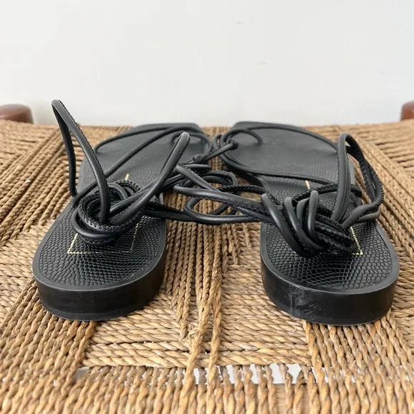 Dolce Vita Shoes Women’s 6.5 Ivette Sandals Black Stella  Gladiator