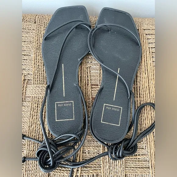 Dolce Vita Shoes Women’s 6.5 Ivette Sandals Black Stella  Gladiator