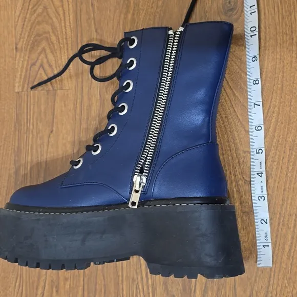 DOLLS KILL dELiA*s LOST IN THE CROWD COMBAT BOOTS PLATFORM ZIP BLUE