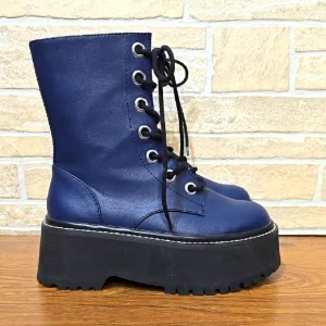 DOLLS KILL dELiA*s LOST IN THE CROWD COMBAT BOOTS PLATFORM ZIP BLUE
