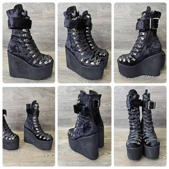 Dolls Kill Widow Velvet Traitor Boots Women's‎ Sz 9 Black Goth Grunge Baddie