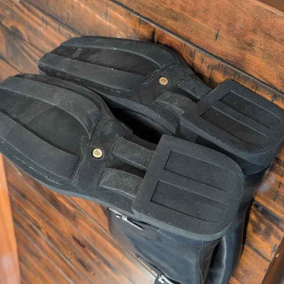 Donald j. Pliner leather moto boots