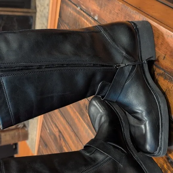 Donald j. Pliner leather moto boots