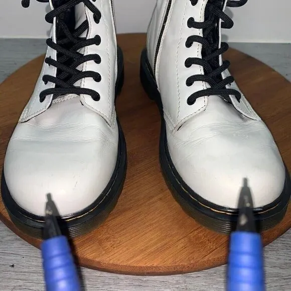 Dr Doc Martens 1460J Ladies 5 Mens 4 Combat Boots White Leather Lace Up Side Zip