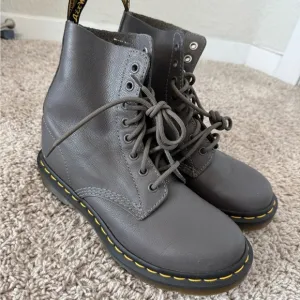 Dr. Marten 1460 Pascal Virginia Leather Boots - NWOT- Size 7