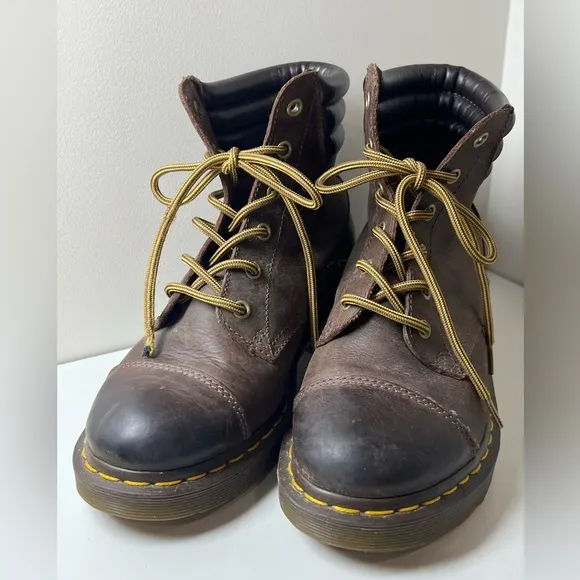 Dr. Marten Size 8 Distressed Alexandra Brown Combat Moto Boots Vibram Sole EUC