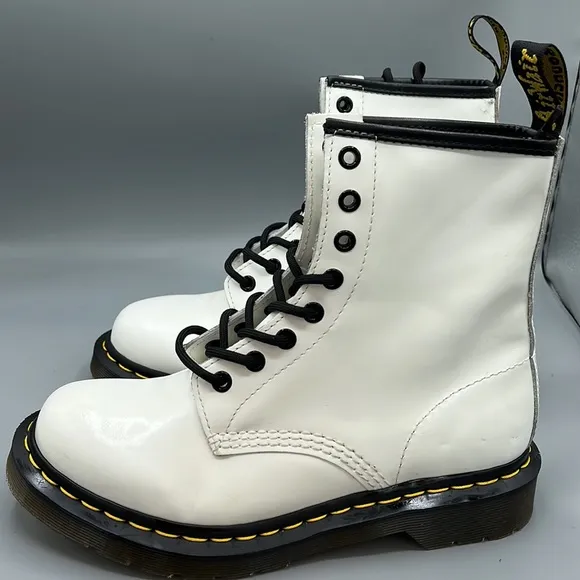 Dr Martens 11821‎ white smooth